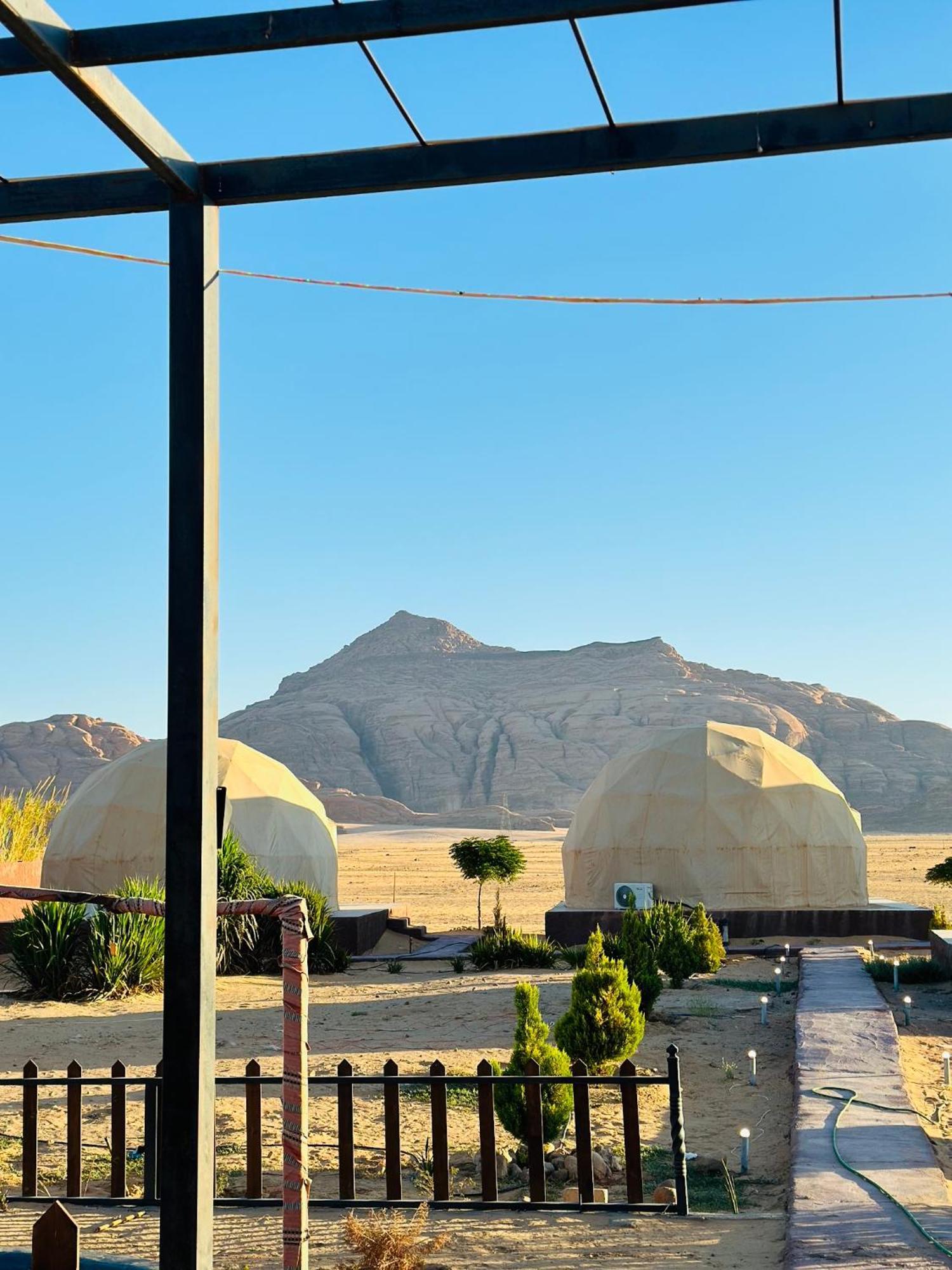 Rum Warm Bubble Camp Wadi Rum Exterior photo